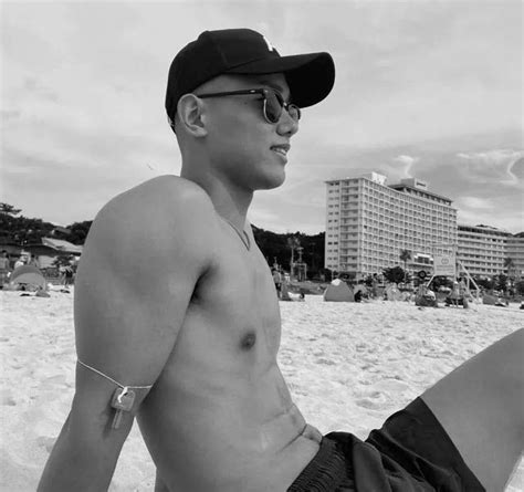 hiroto hunk|Hiroto Hunk .